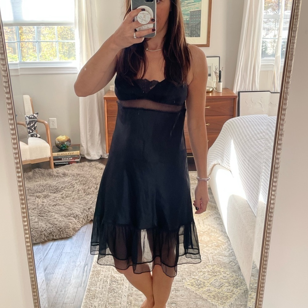 Victoria’s Secret Angels Y2K Black Slip Chemise With Ruffle
